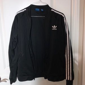 ♦️ Black Adidas jacket ♦️
